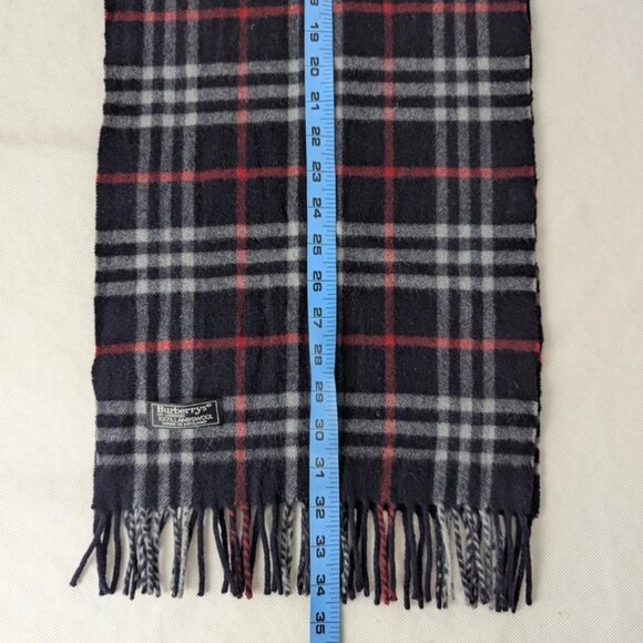 Burberry Unisex Lambswool Scarf Blue – Classic Check – Used – Cozy Winter Wear - Picture 6 of 7